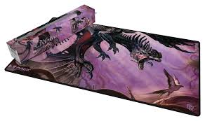 Ultimate Guard: Magic The Gathering | Tarkir Dragonstorm Feral Deathgorger Playmat
