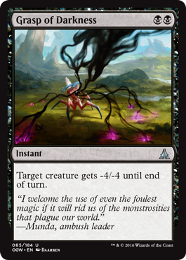 Grasp of Darkness (Oath of the Gatewatch) Near Mint Foil